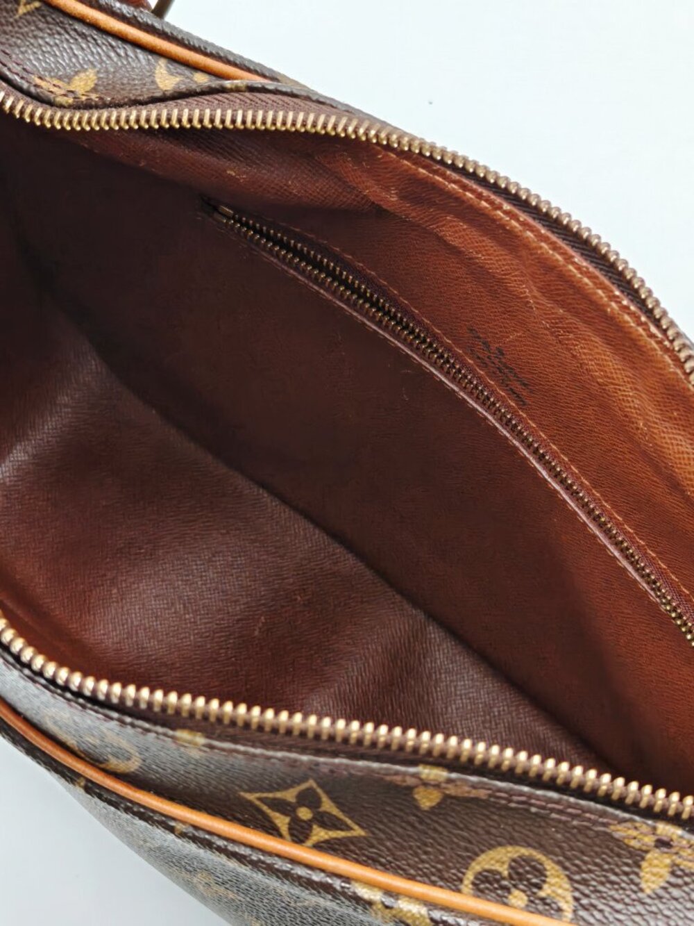 Louis Vuitton Monogram Boulogne 30 Shoulder Bag Brown Canvas Leather - Picture 14 of 16